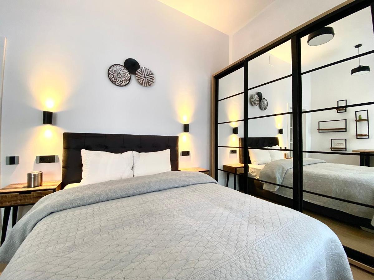 10 Council Square Apartment Brasov Bagian luar foto