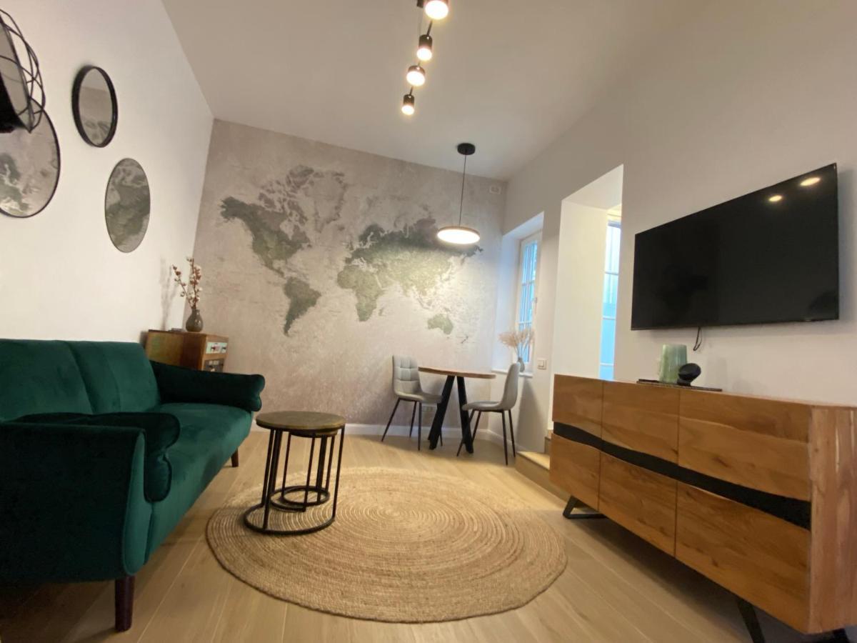 10 Council Square Apartment Brasov Bagian luar foto