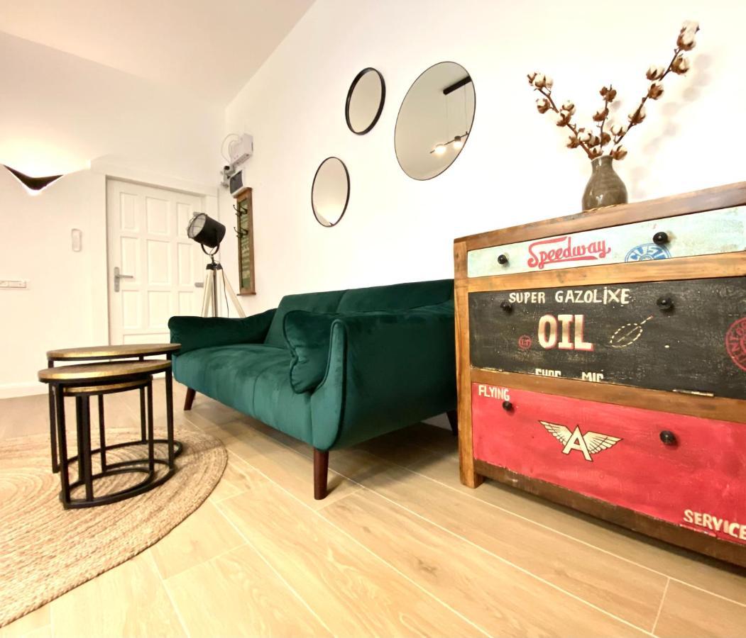 10 Council Square Apartment Brasov Bagian luar foto