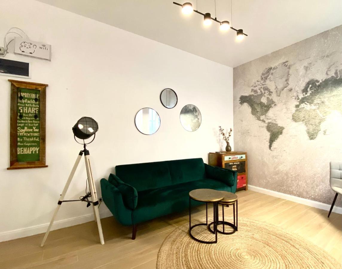 10 Council Square Apartment Brasov Bagian luar foto