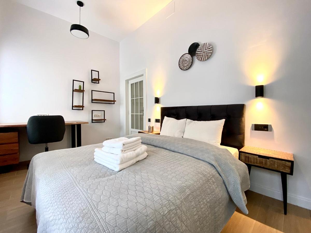 10 Council Square Apartment Brasov Bagian luar foto