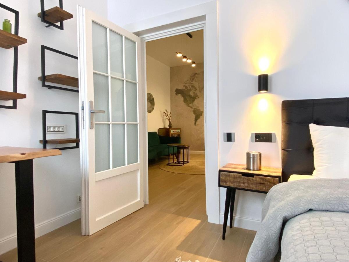 10 Council Square Apartment Brasov Bagian luar foto