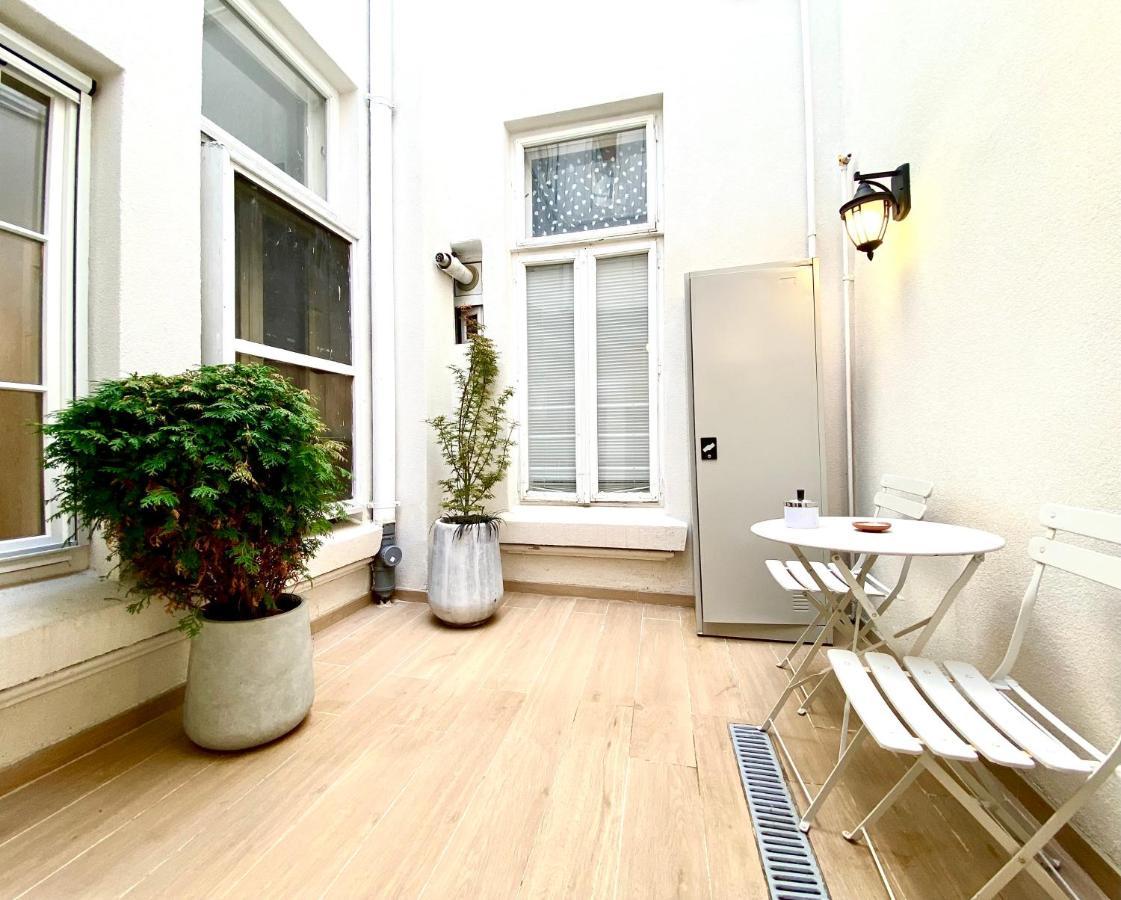 10 Council Square Apartment Brasov Bagian luar foto
